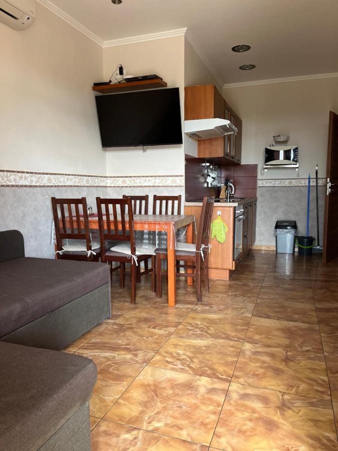 Villa Gracia Patince Extérieur photo