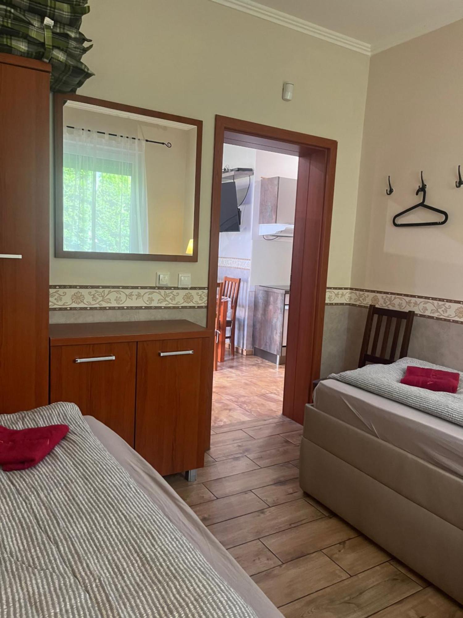 Villa Gracia Patince Extérieur photo