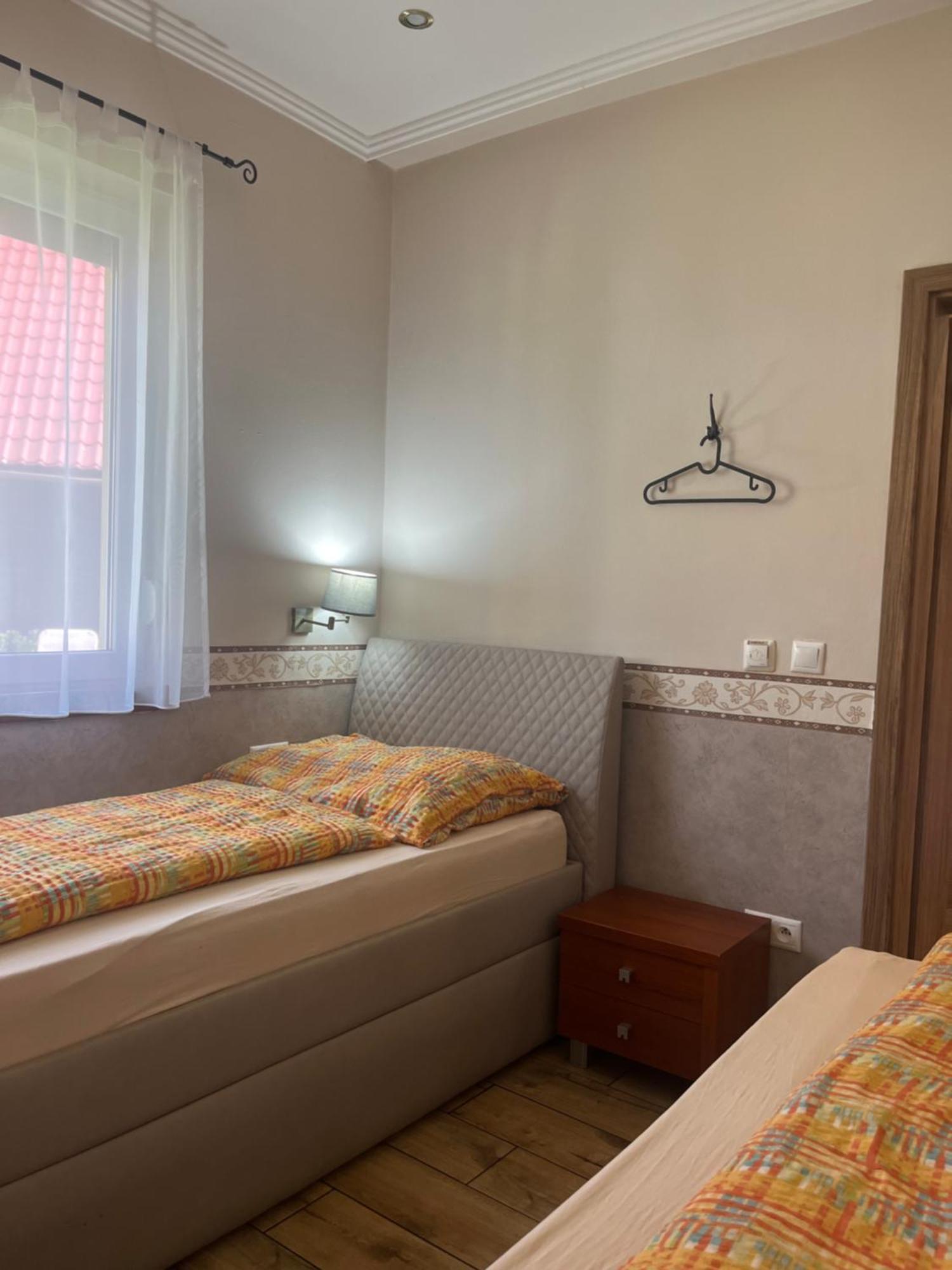 Villa Gracia Patince Extérieur photo